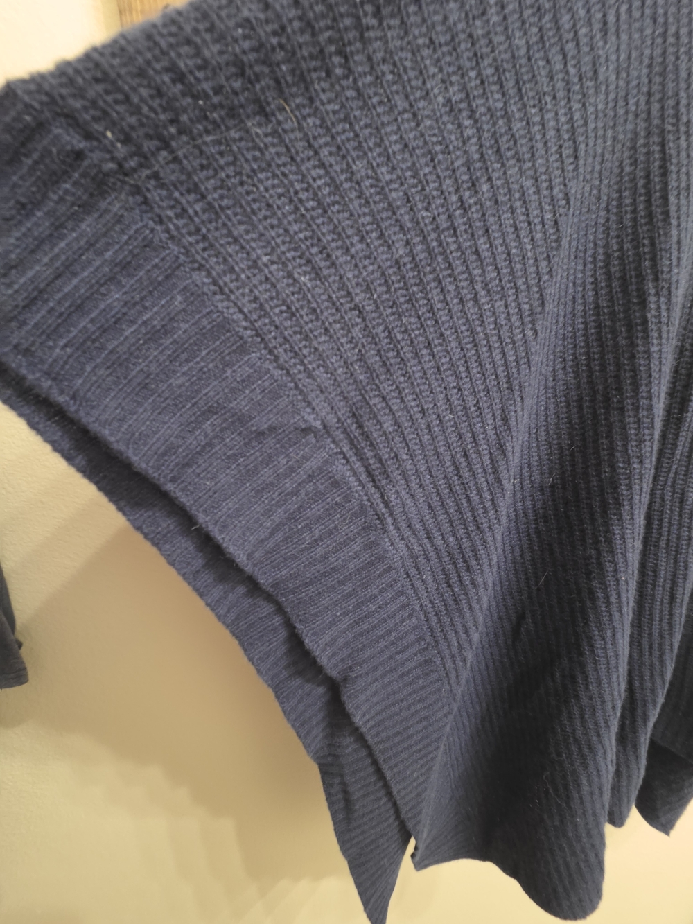 Halogen Cashmere V-Neck Cozy Knit Women's Sweater Ponch - Blue - Picture 6 of 9